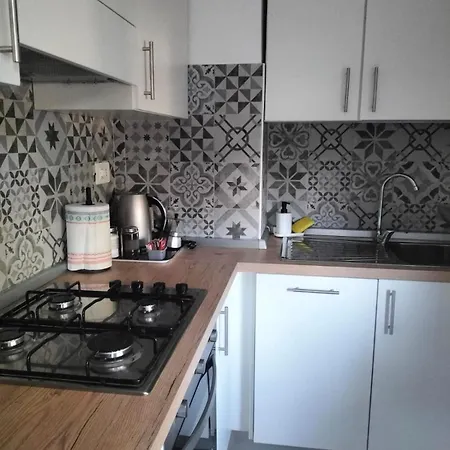 Pala Santagiulia Studio, 7 Min To Metro, Close To Linate, Gucci, Fabrique Апартаменты